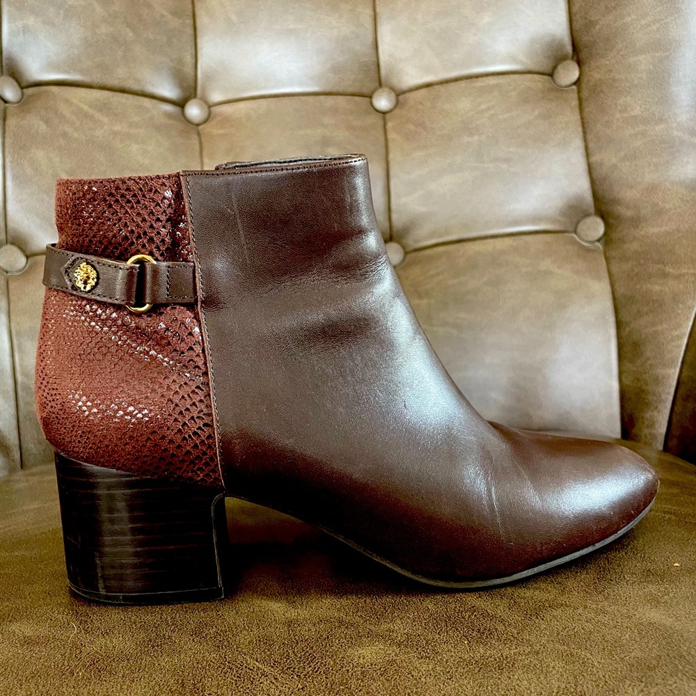 Anne Klein Ankle Boots Brown Size 8.5